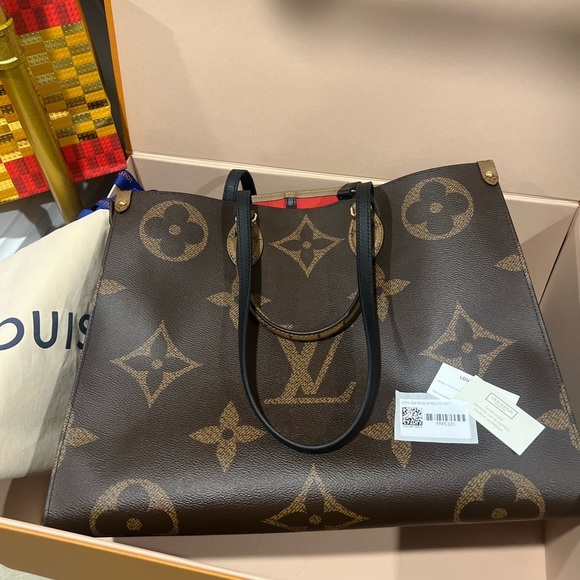 Louis Vuitton Reverse on the go monogram large bag - Gorgeous! - Picture 2 of 16